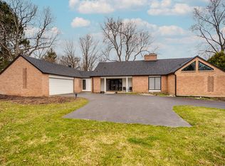 1384 Arcady Dr, Lake Forest, IL 60045