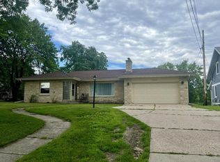 337 W State St, Mauston, WI 53948