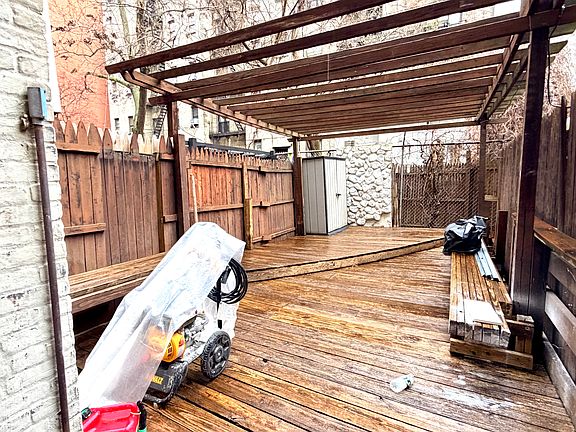 5th image of 328 E 89th St APT 1W