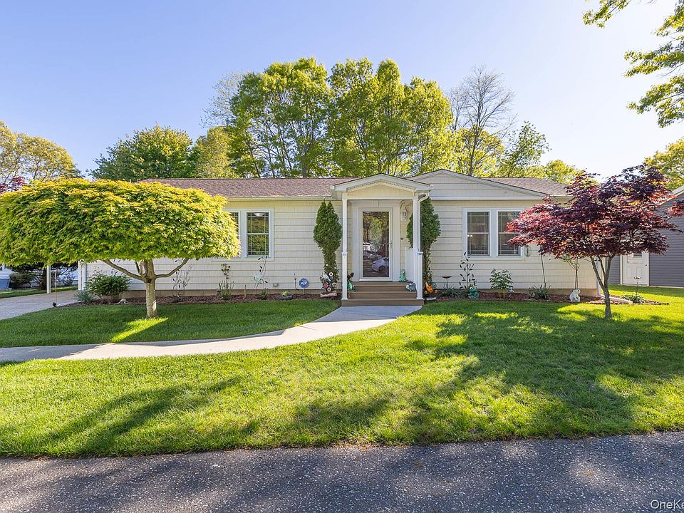 1st image of 1407 Middle Road #83