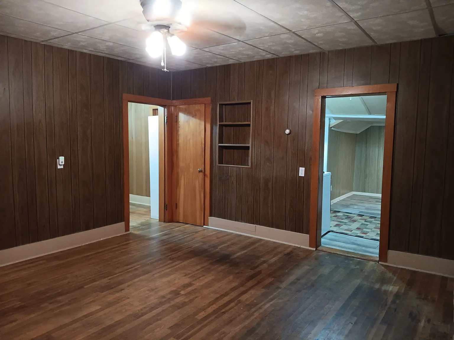 3 bed, 700 sqft, $800 — Photo 4