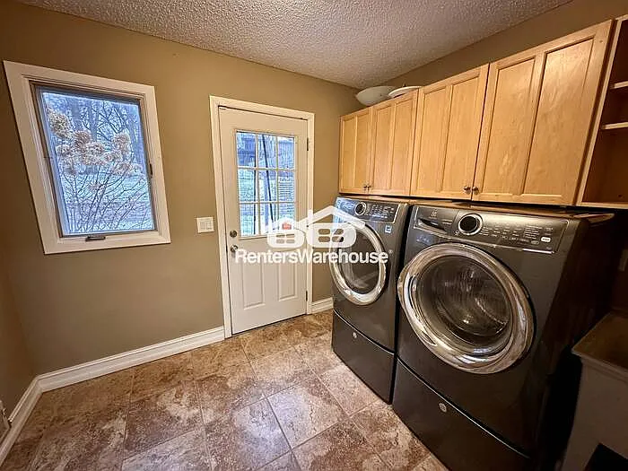 13808 Frontier Ln — Photo 34