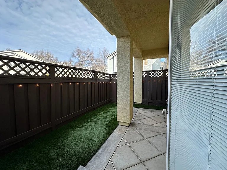 6104 Rockport Ln — Photo 26