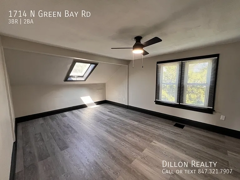 1714 N Green Bay Rd — Photo 7