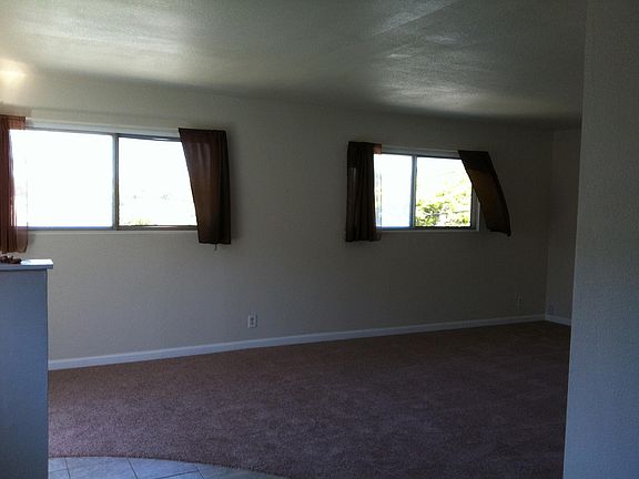 2nd image of 961 Grant St #B