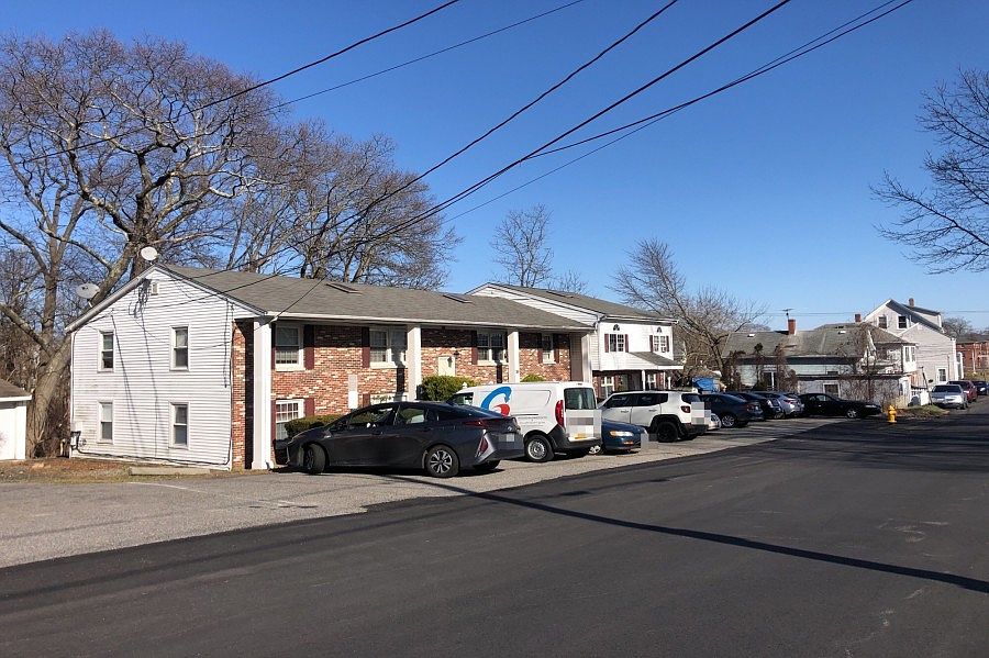 Reservoir Condominiums 201 Reservoir Ave Lincoln RI Zillow