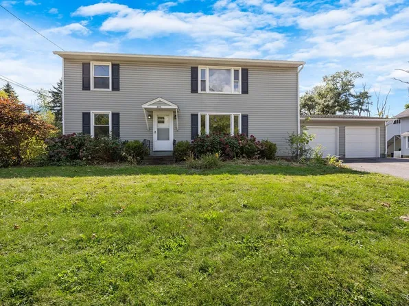 5696 Caughdenoy Rd, Clay, NY 13041