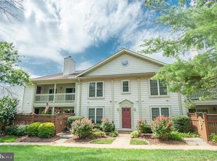 6070 Essex House Sq #B, Alexandria, VA 22310