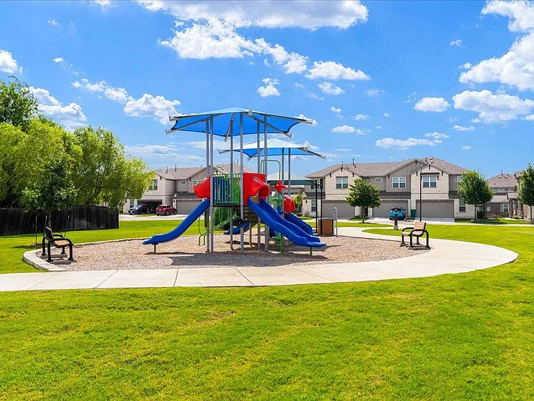 17103B Crane Fly Dr — Photo 36