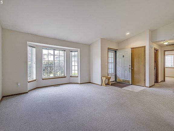 2nd image of 272 NE Lenox St