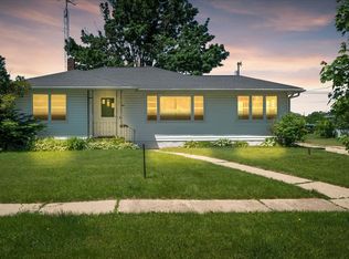 421 Longfield St, Evansville, WI 53536