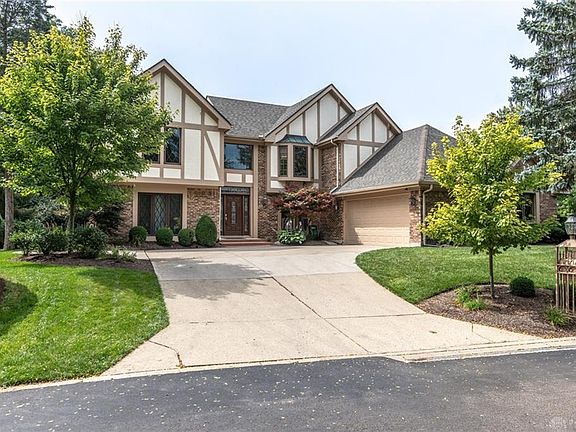 2nd image of 7176 Hunters Creek Dr