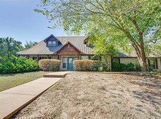 331 Ash Dr, Waxahachie, TX 75165