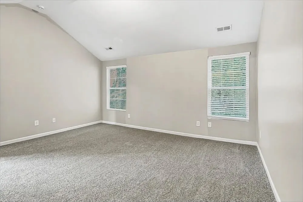 3 bed, 2.5 bath, 2257 sqft, $1,870 — Photo 4
