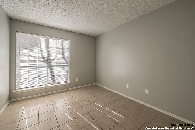 7524 Oak Chase — Photo 15