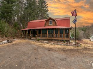 49 Stone Ln, Long Lake, NY 12847