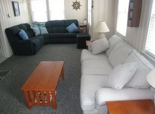 7 E Seabreeze Ave, Brant Beach, NJ 08008