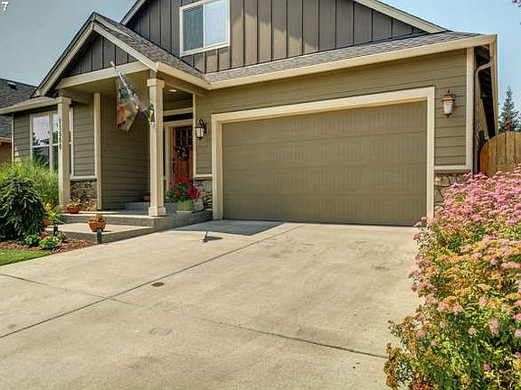 4th image of 11500 NE 128th Pl