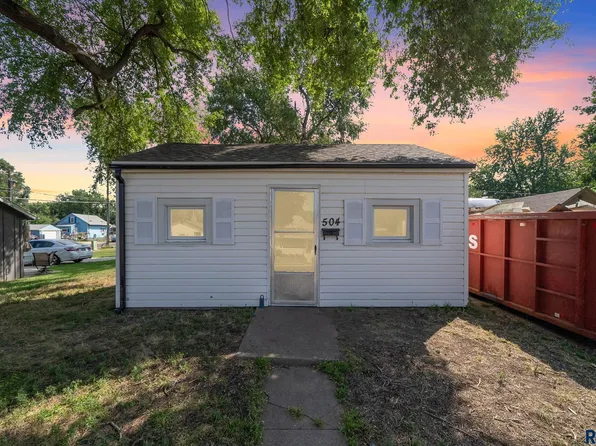 504 S Elmwood Ave, Sioux Falls, SD 57104
