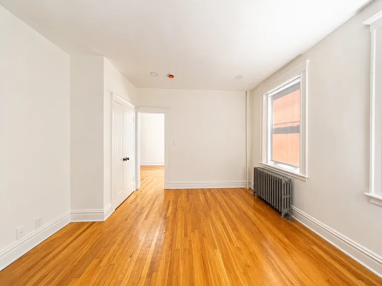 238 S Huntington Ave #10 — Photo 16