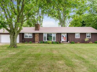 48W323 Keslinger Rd, Maple Park, IL 60151
