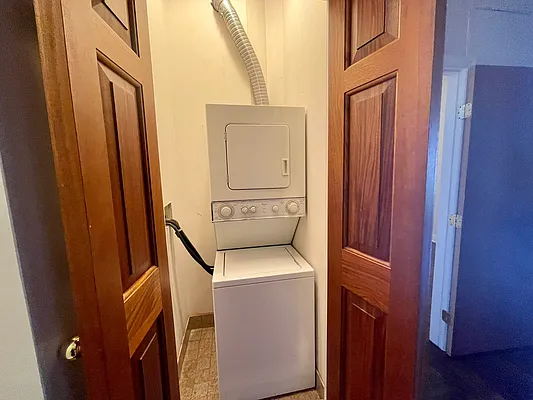 Rented by J PRESTON AND ASSOCIATES INC | media 39