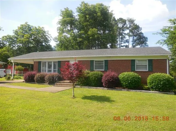 265 Plainview Dr, Savannah, TN 38372