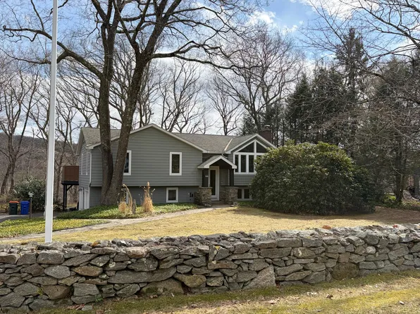 44 Echo Ln, South Glastonbury, CT 06073