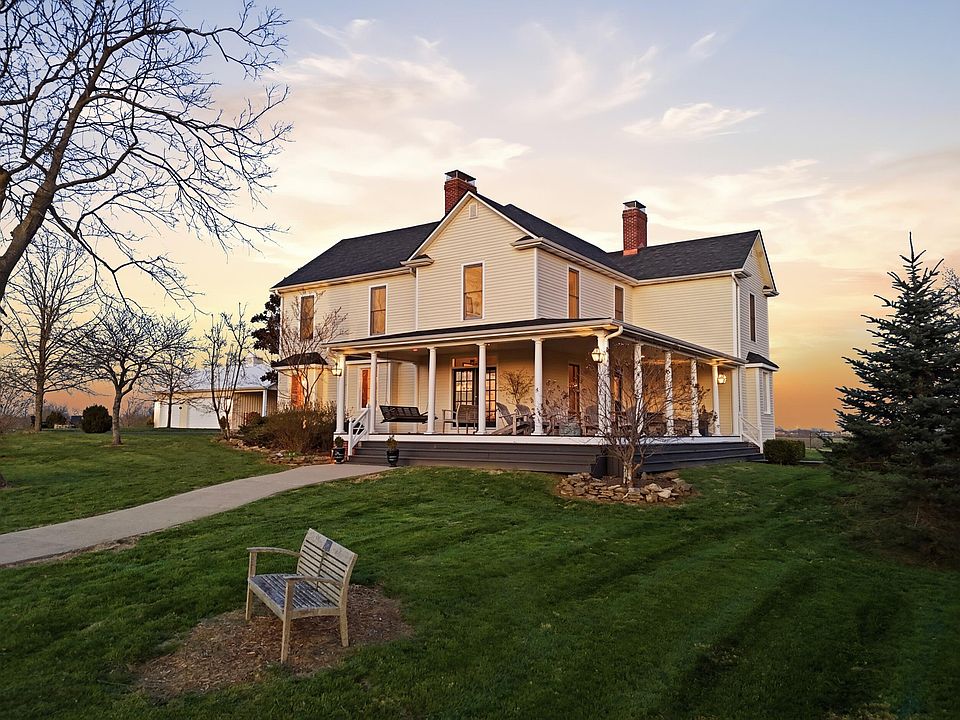 1st image of 383 Moran Summit Rd