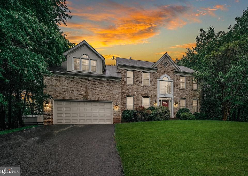 1st image of 2708 Merricourt Ln