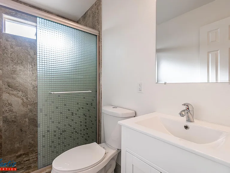 365 W Weddell Dr #A — Photo 6