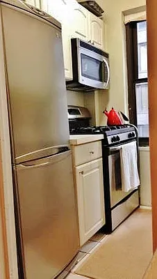 Rented by City Connections Realty | media 17