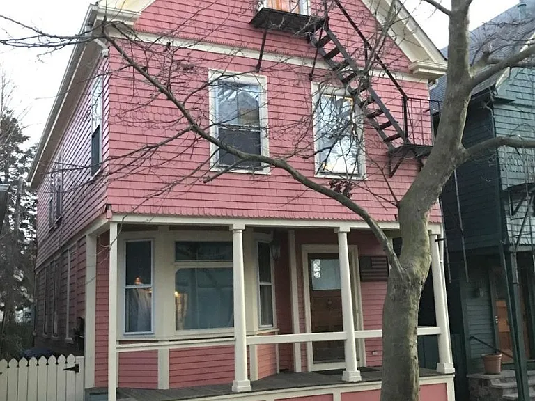 27 Young St #1 — Photo 5