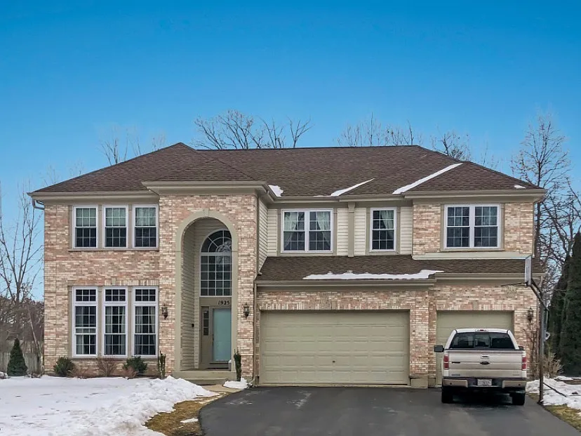 1925 S Osprey Ln photo 1