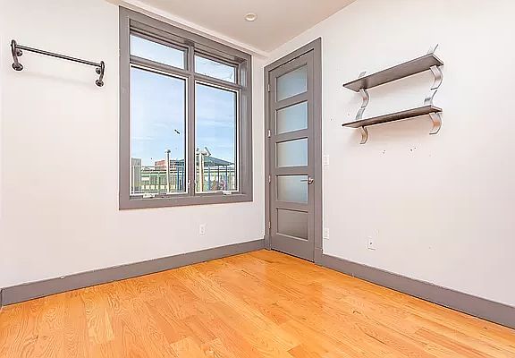 4th image of 1303 Greene Ave #4C