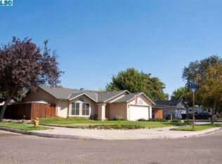 710 Oporto St, Lemoore, CA 93245