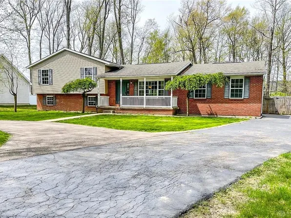9925 Hackberry Pl, Dayton, OH 45458