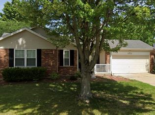 1203 Summerwood Dr, Saint Peters, MO 63376