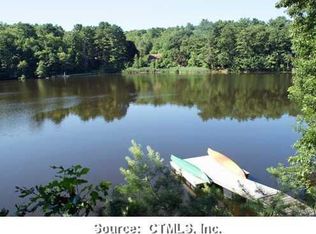 1094 Long Cove Rd, Gales Ferry, CT 06335