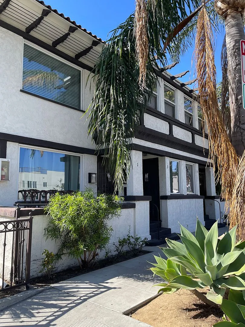 3 Bonito Ave - Lease Only — Photo 2