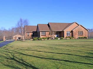 1054 E Hatt Swank Rd, Loveland, OH 45140