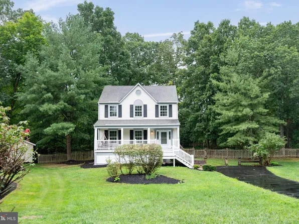 15211 Sovereign Pl, Chantilly, VA 20151