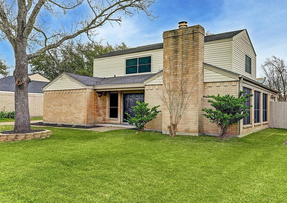 1st image of 14931 Aspen Hills Dr