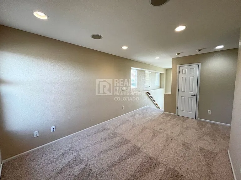 16700 E 104th Pl — Photo 10