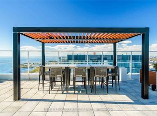 17 Bathurst St #710, Toronto, ON M5V0N1