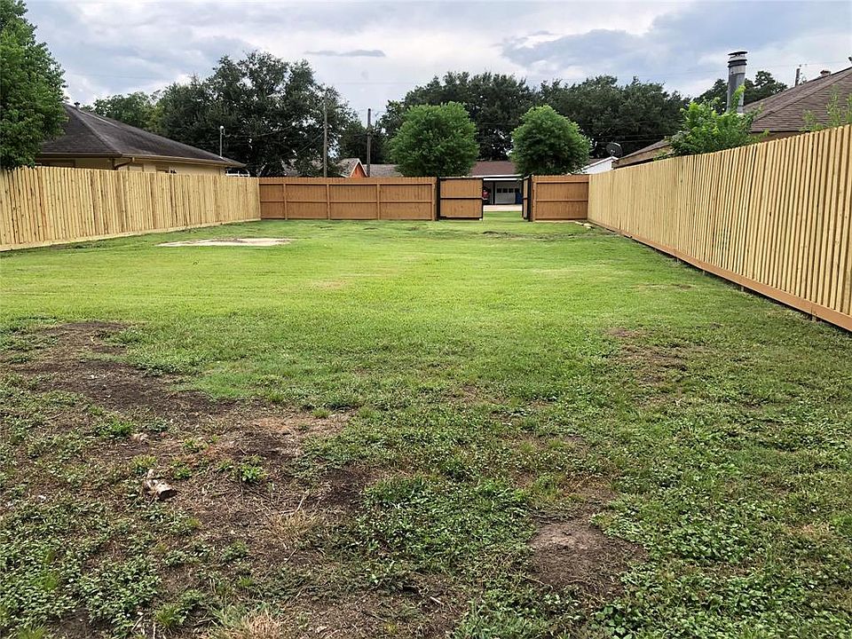 1st image of 0 Avenue N