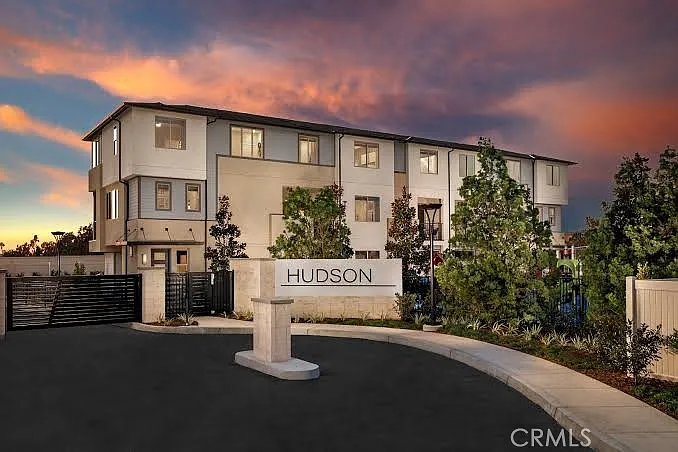 1572 Lima Way #2 — Photo 7