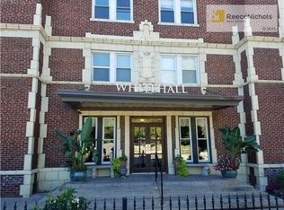 323 Emanuel Cleaver Ii Blvd APT 3E, Kansas City, MO 64112