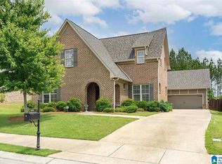 1061 Evan Cir, Chelsea, AL 35043