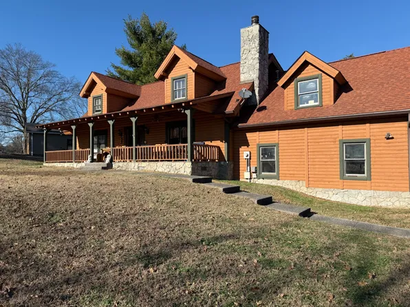 1201 Dickerson Bay Dr, Gallatin, TN 37066